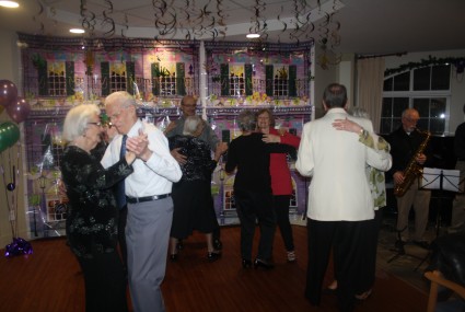 seniors dancing at a party